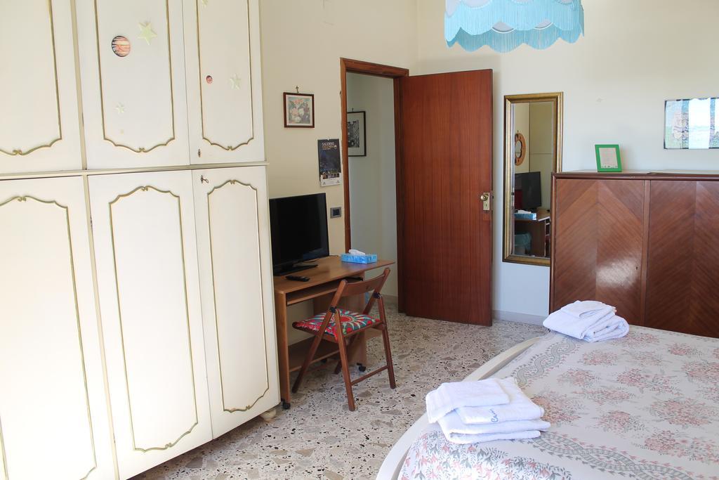 B&B La Contessa Салерно Екстер'єр фото